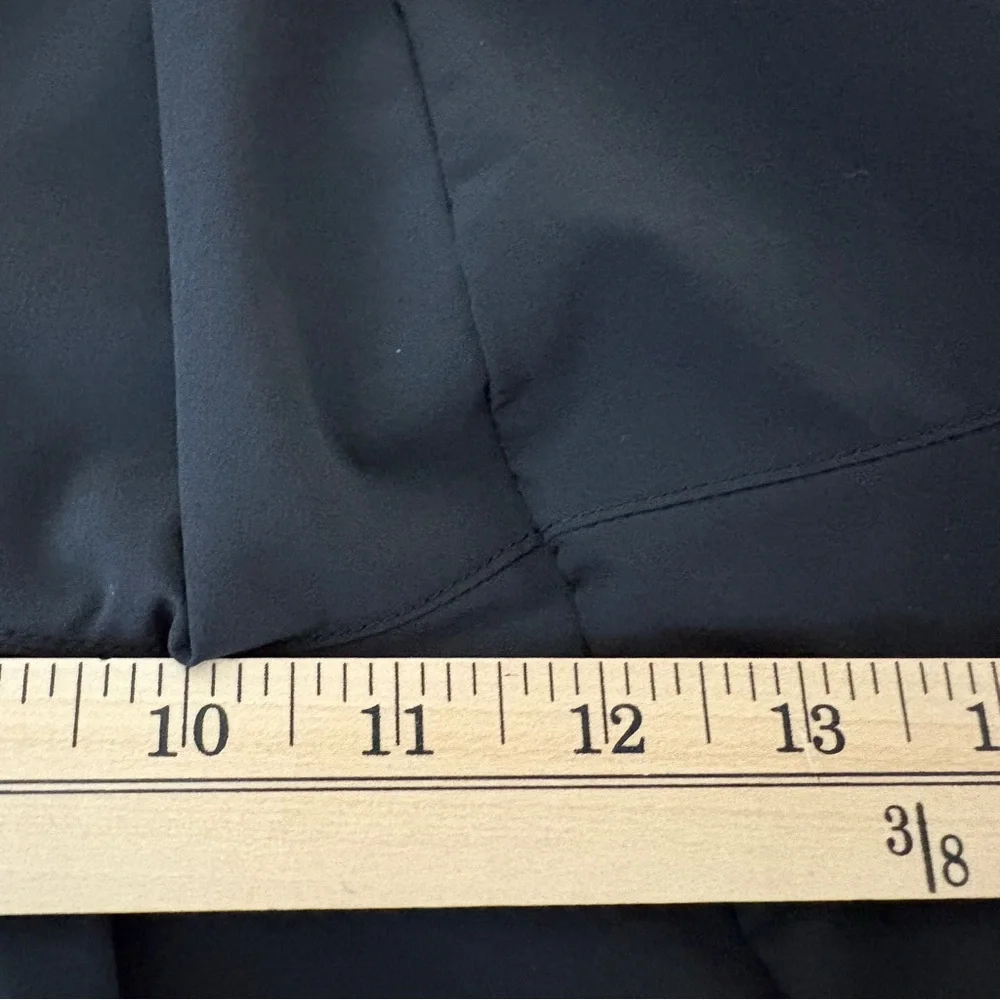 L.L. Bean Black UPF 50+ Stretch Board Shorts - Picture 13 of 13